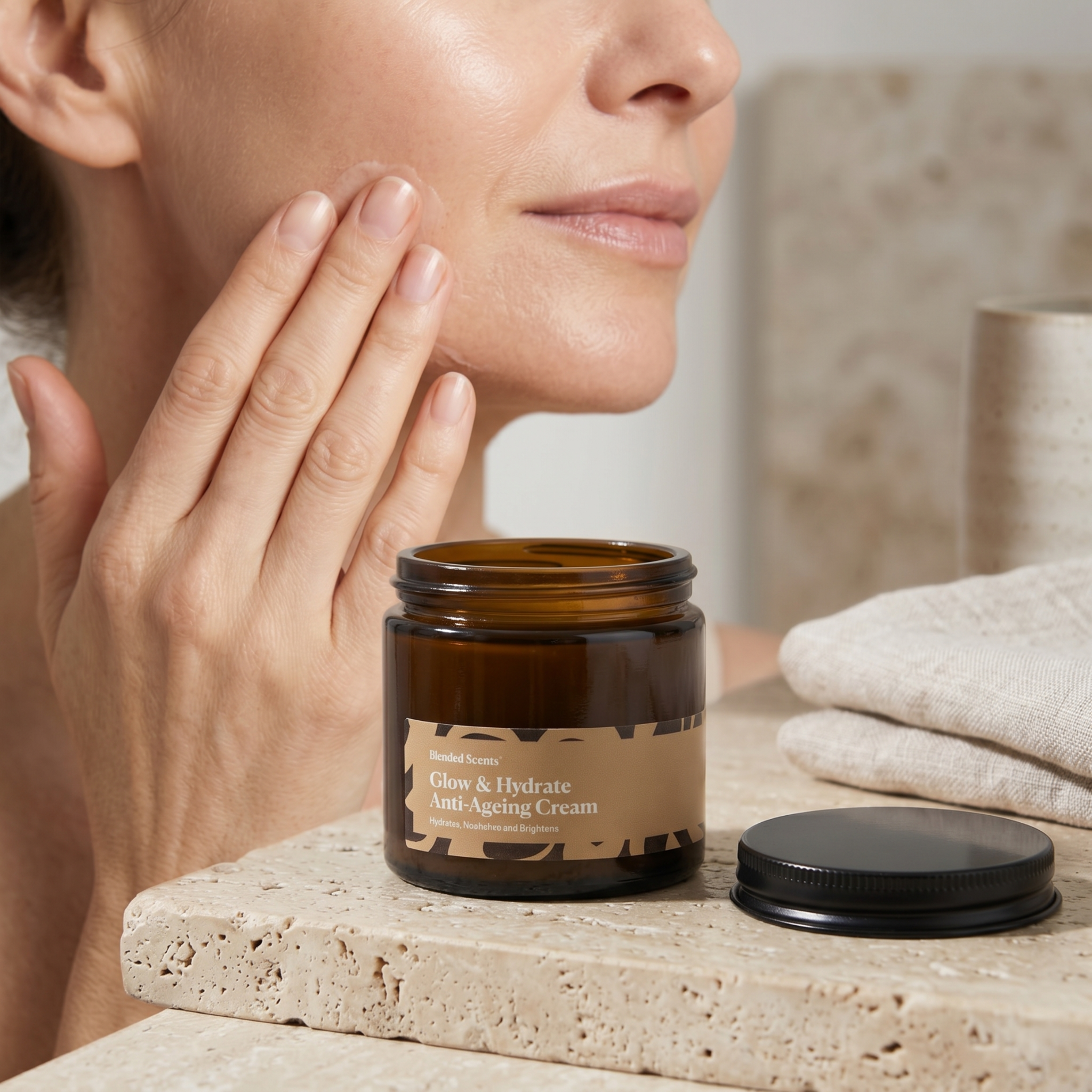 Glow &amp; Hydrate Anti-Ageing Cream